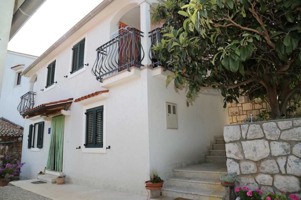 Apartments Tinka Brsec Exterior photo