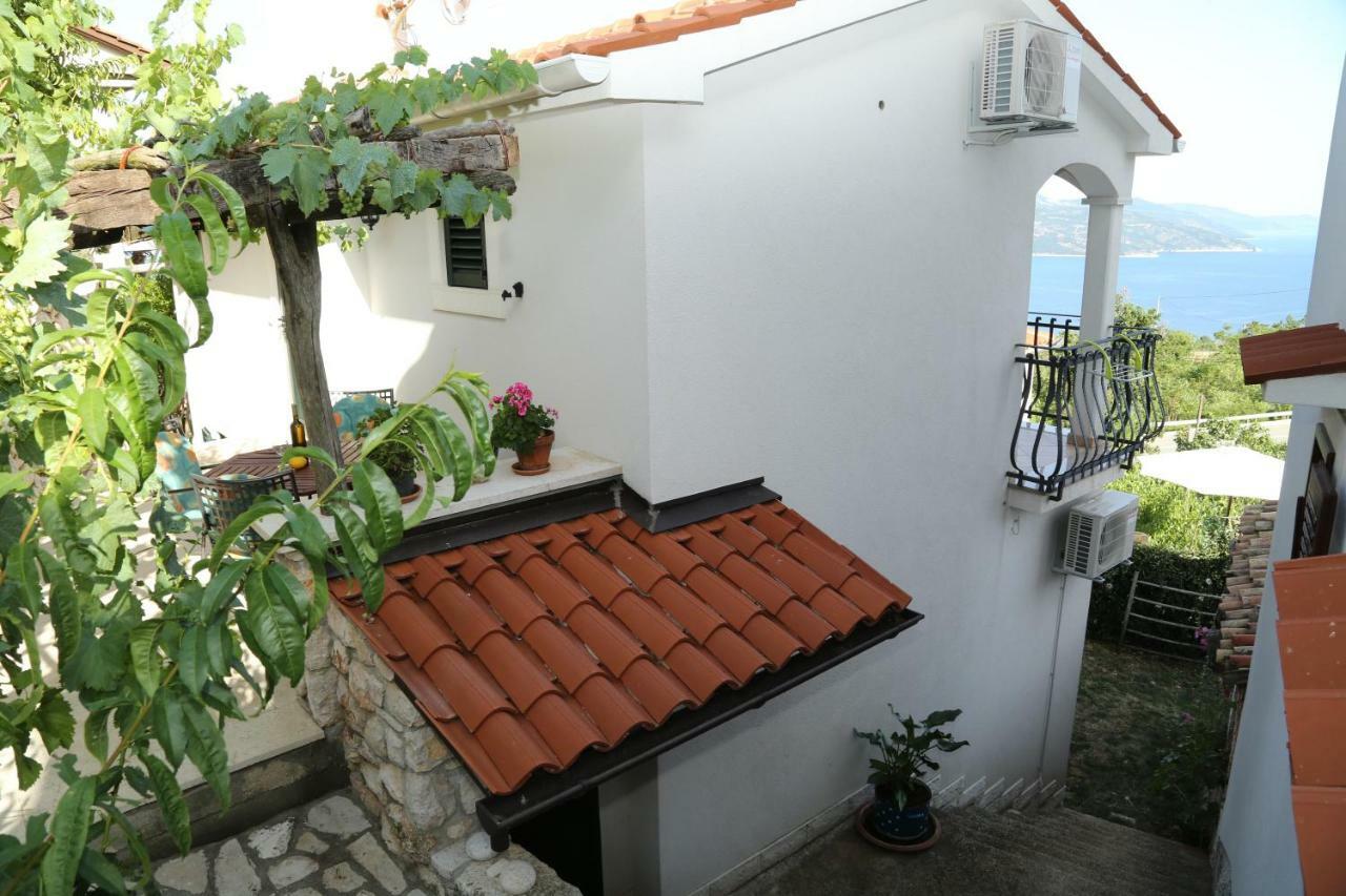 Apartments Tinka Brsec Exterior photo